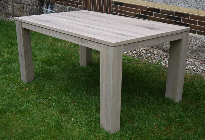 Masivní dubový stůl s rozkladem 160x100+60 cm