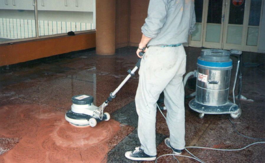 Broušení a frézování betonových podlah, Tekel, s.r.o.
